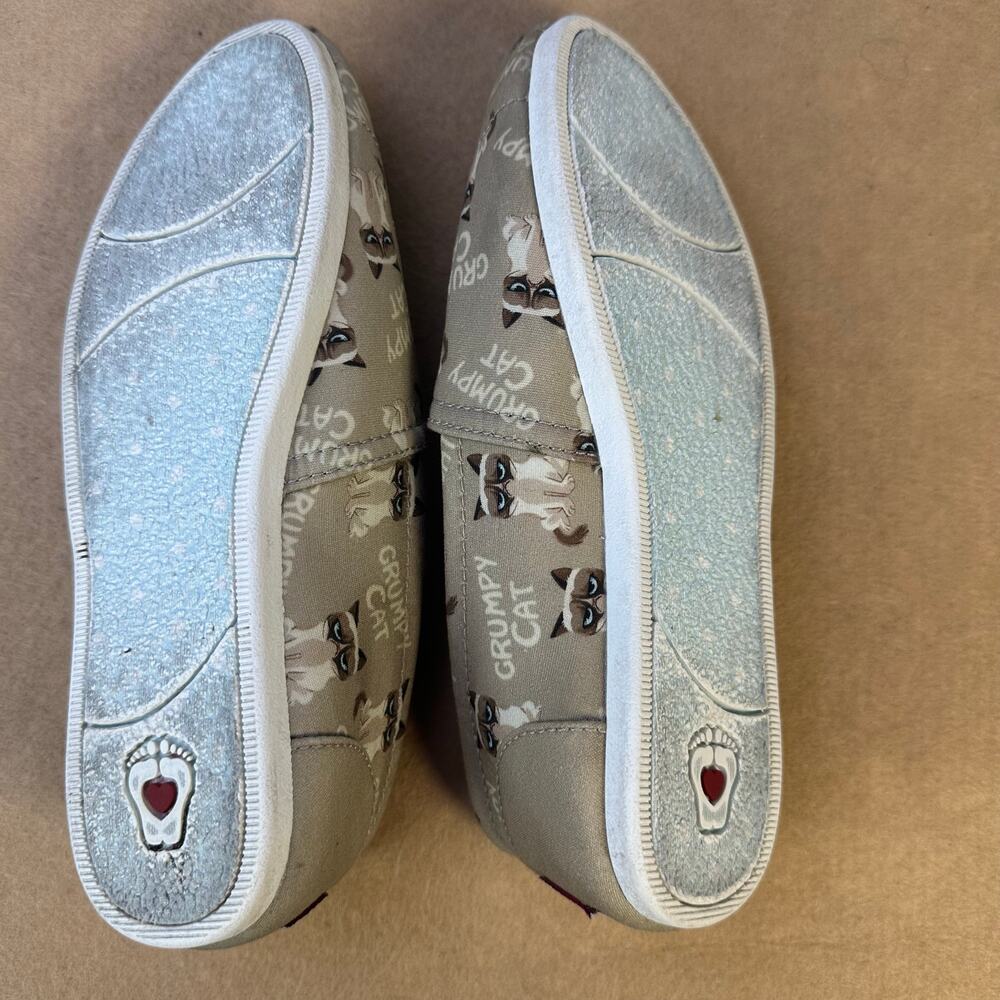 Bobs Skechers Women 6.5 Shoes Grumpy Cat Collab Canvas Cute! Excellent - Picture 15 of 16